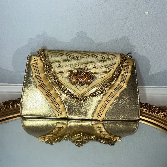 Vintage Gold Purse - Picture 5 of 6